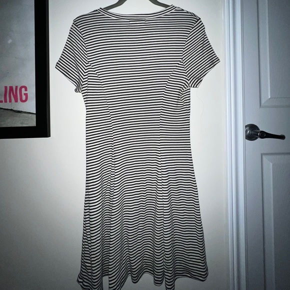 Horizontal Striped Dress - Picture 3 of 3